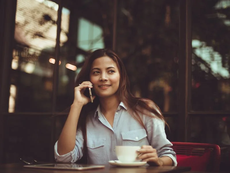 "I want better memory across conversations" → Replika